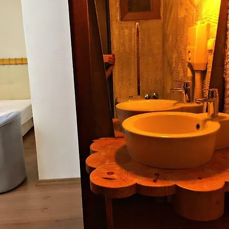 Nfk The House Otel 4*
